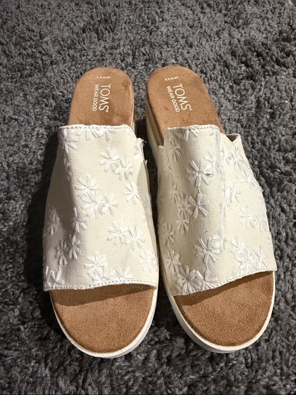 Toms Cream Embroidered Slide Mules